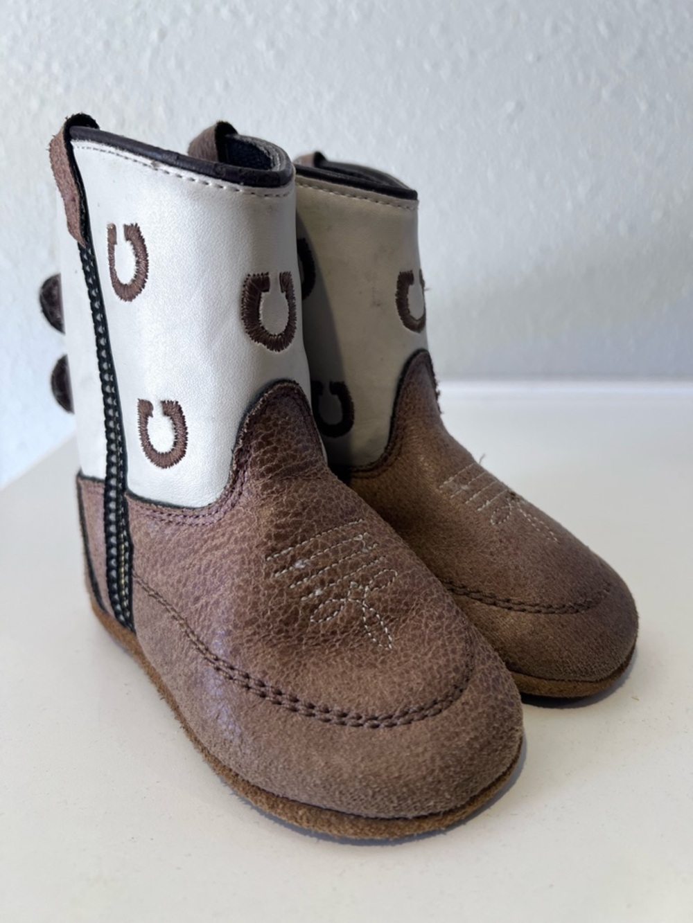 Old West Infant Horseshoe Western Boots Shoes Hook & Loop Closure Boy’s Size 4